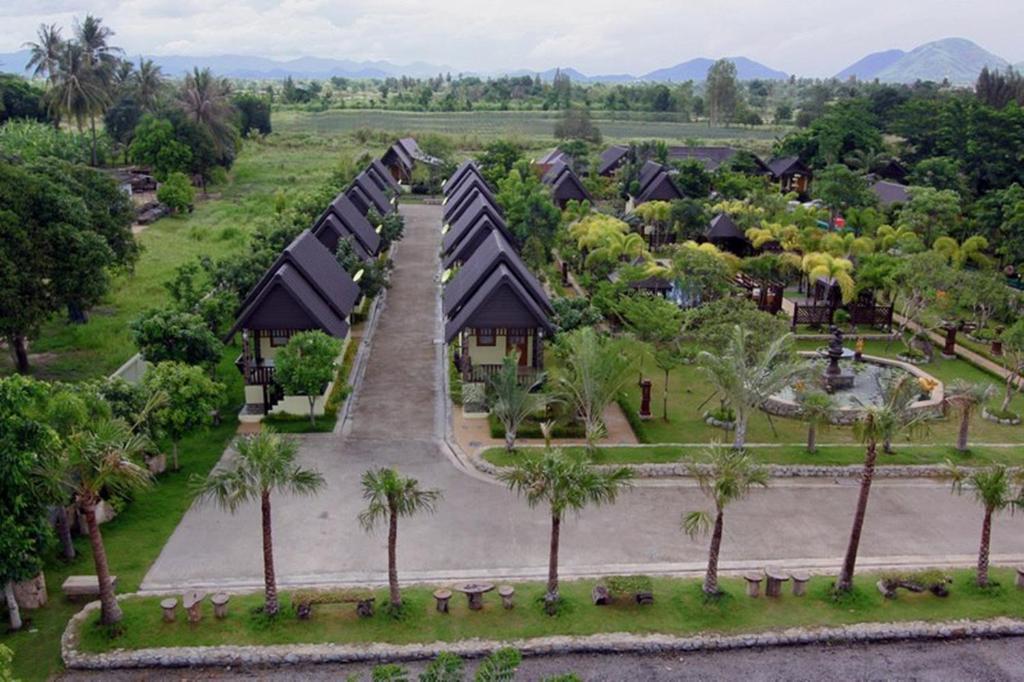 Prachuap Garden View Resort Прачуапкхирикхан Экстерьер фото