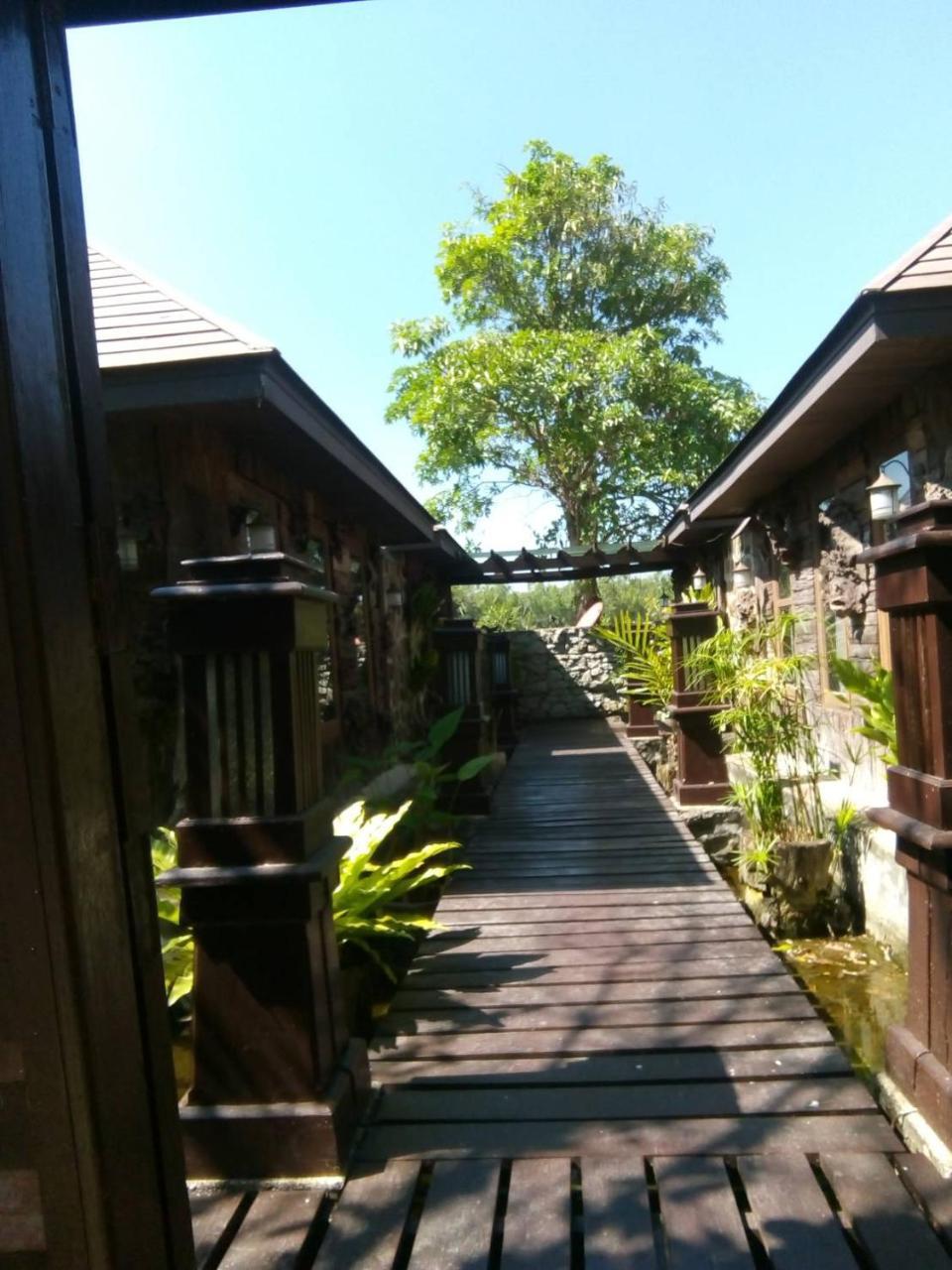 Prachuap Garden View Resort Прачуапкхирикхан Экстерьер фото